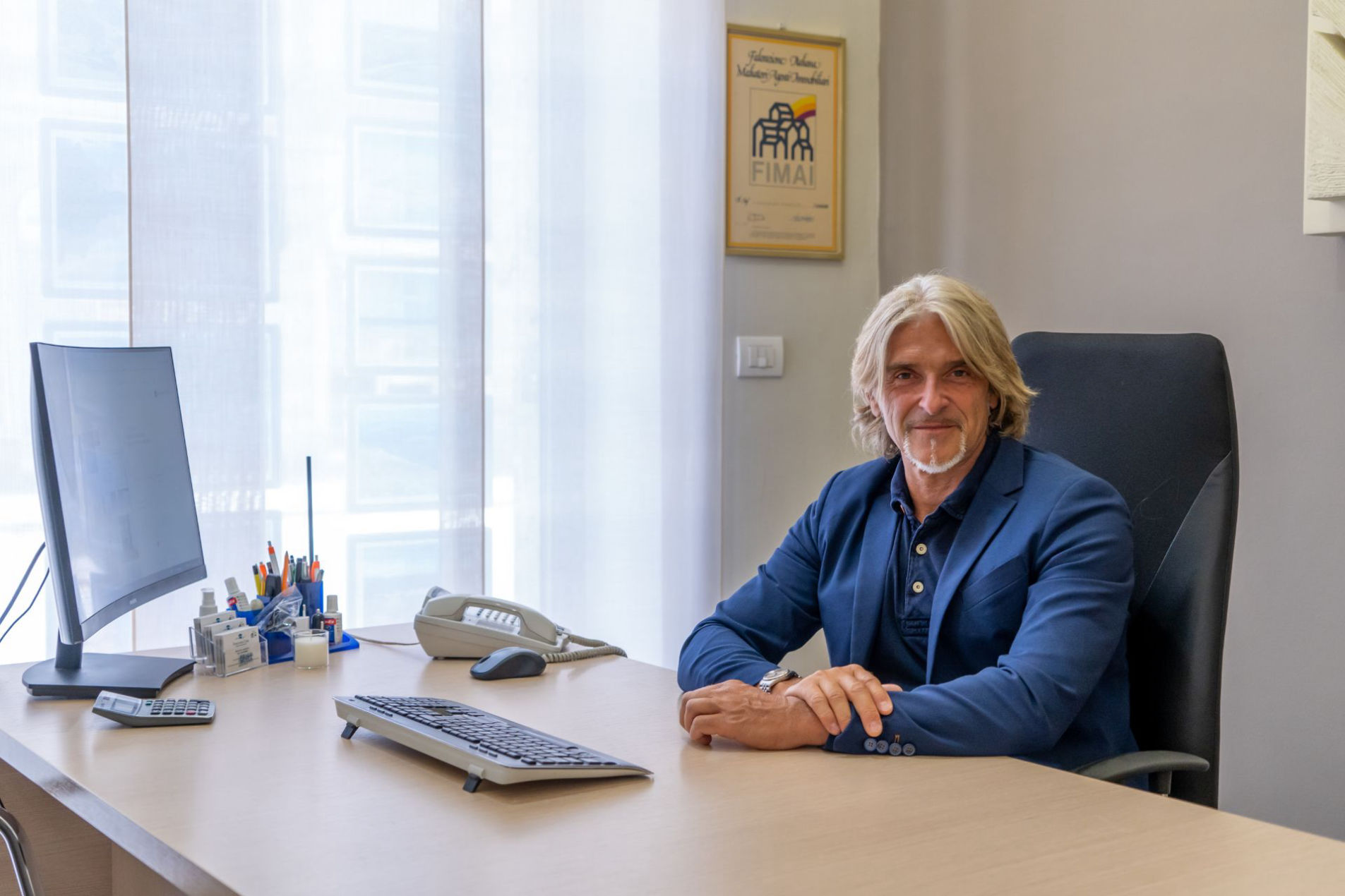 Maurizio Lazzarino *azione* *cosa* *dove*